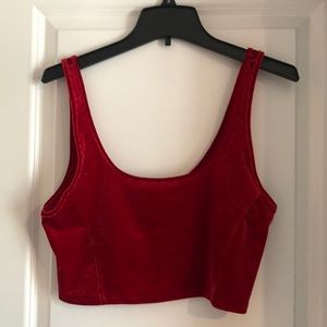 FOREVER 21 Red Velvet Crop tip